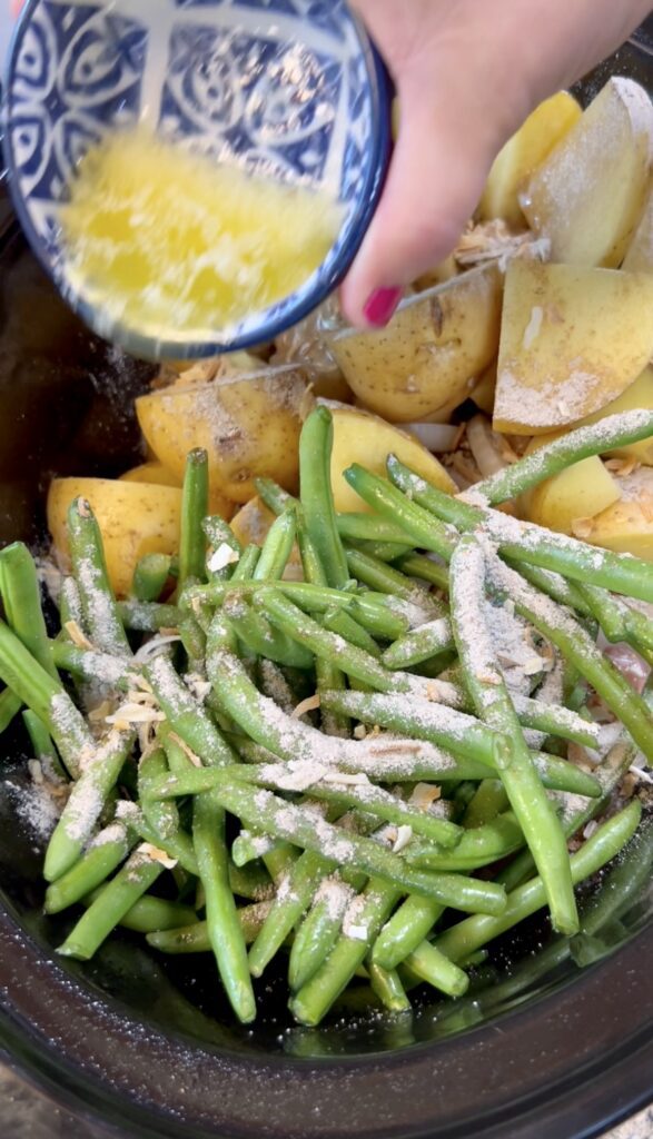 Crockpot Chicken with Potatoes and Green Beans