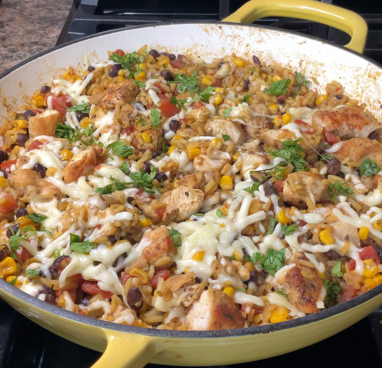 One Pan Fiesta Chicken And Rice What S Mom Cookin