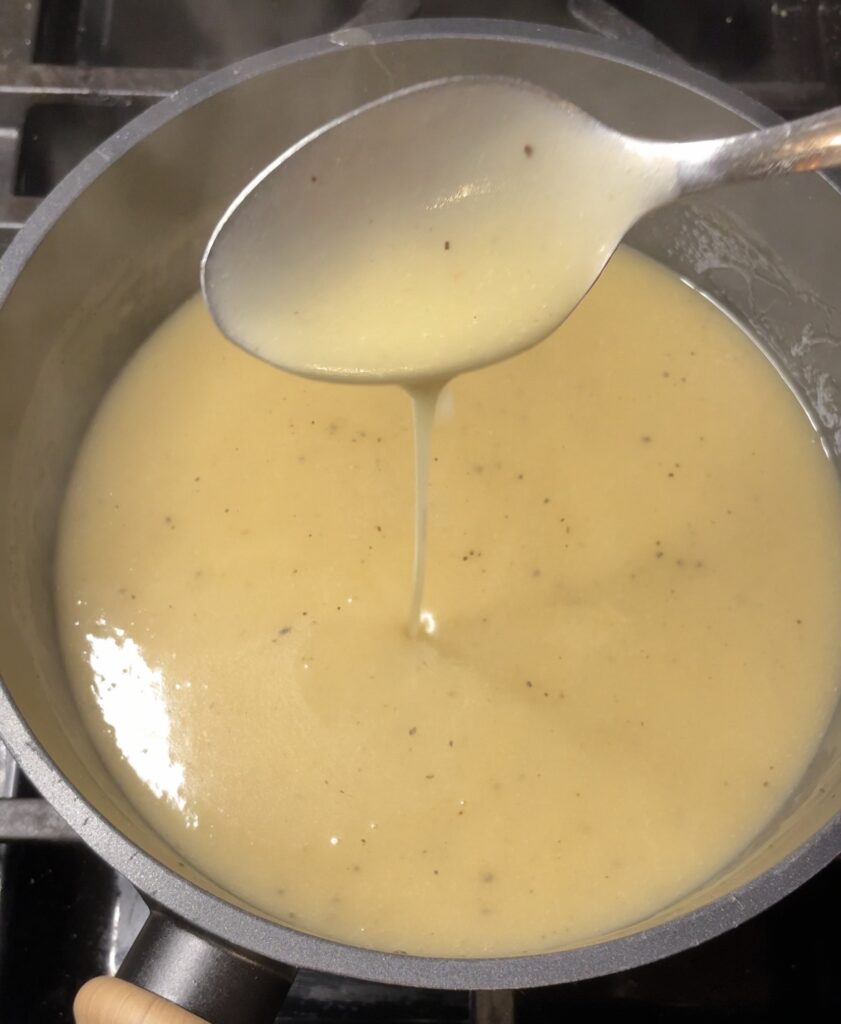 Easy Turkey Gravy (Made from Drippings)
