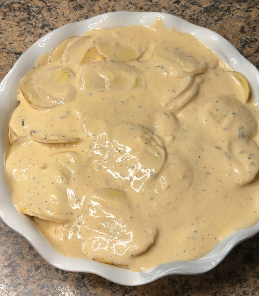 Cheesy Potatoes Au Gratin