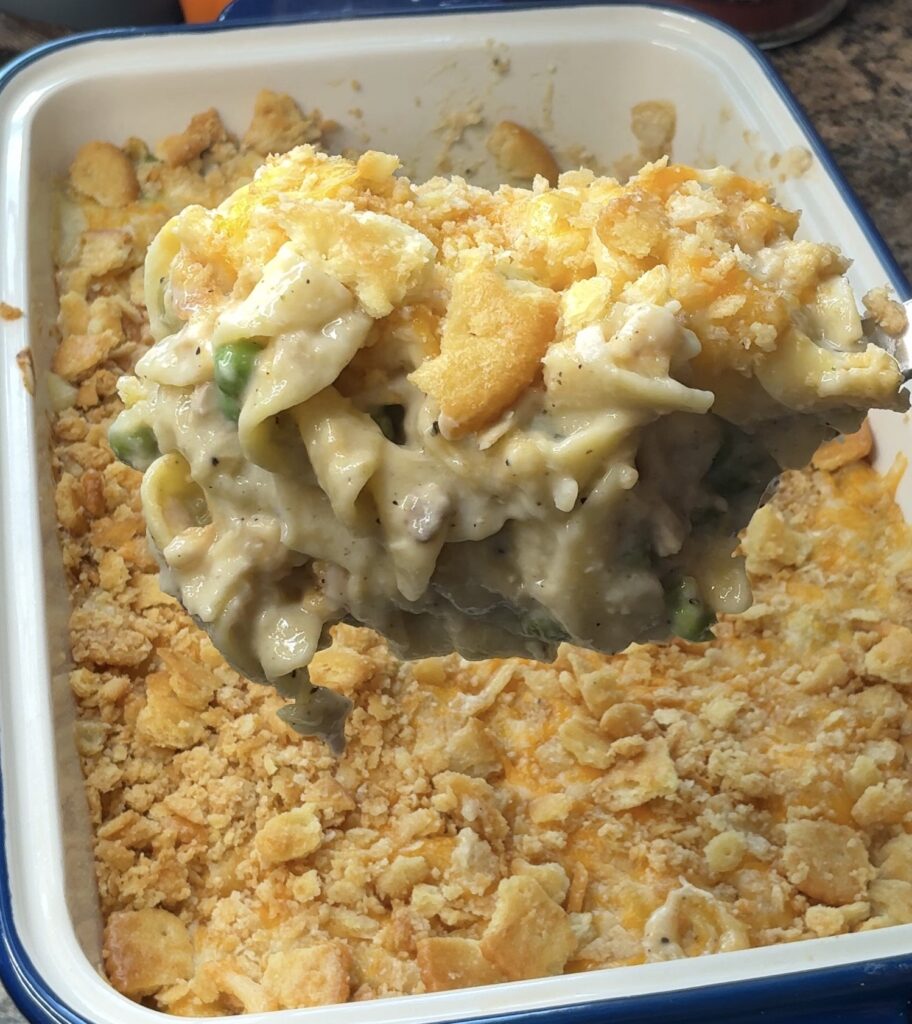 Old-Fashioned Tuna Noodle Casserole