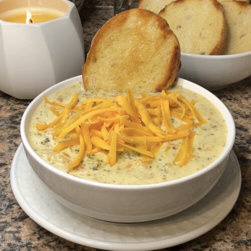 Crockpot Broccoli Cheddar Soup