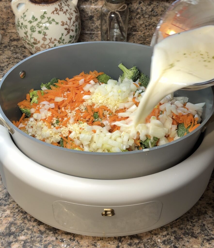 Crockpot Broccoli Cheddar Soup
