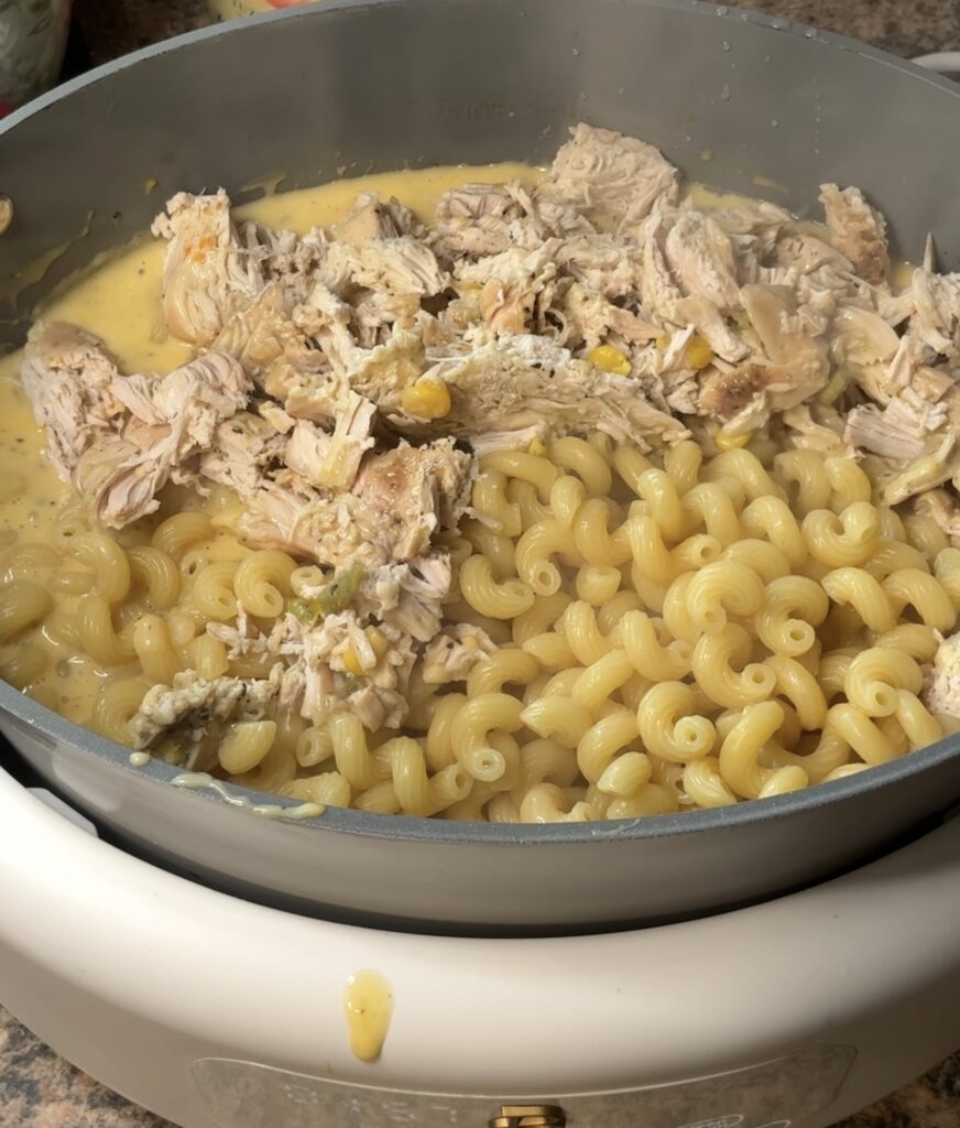 Crockpot Chicken Pot Pie Pasta
