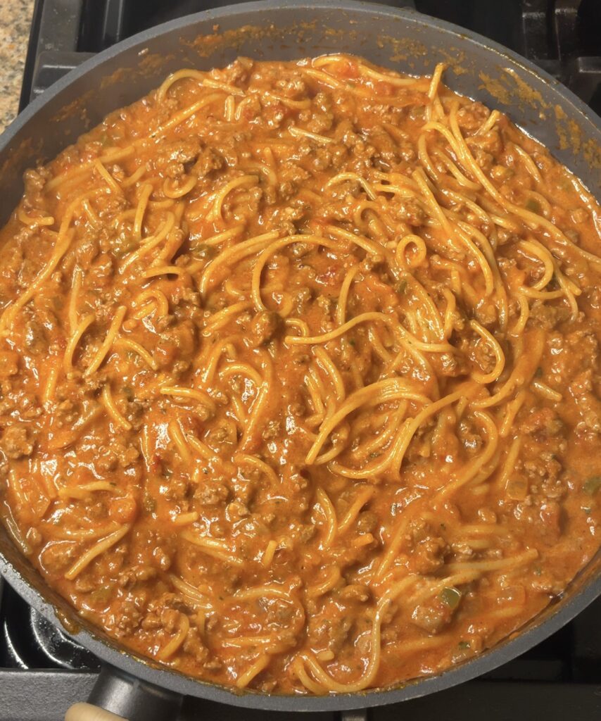 Creamy Garlic and Herb Spaghetti