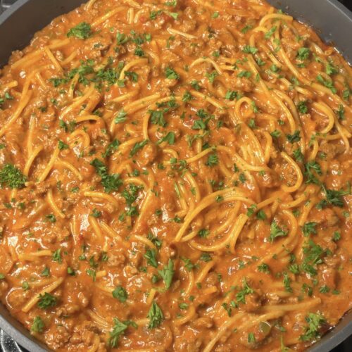 Creamy Garlic and Herb Spaghetti