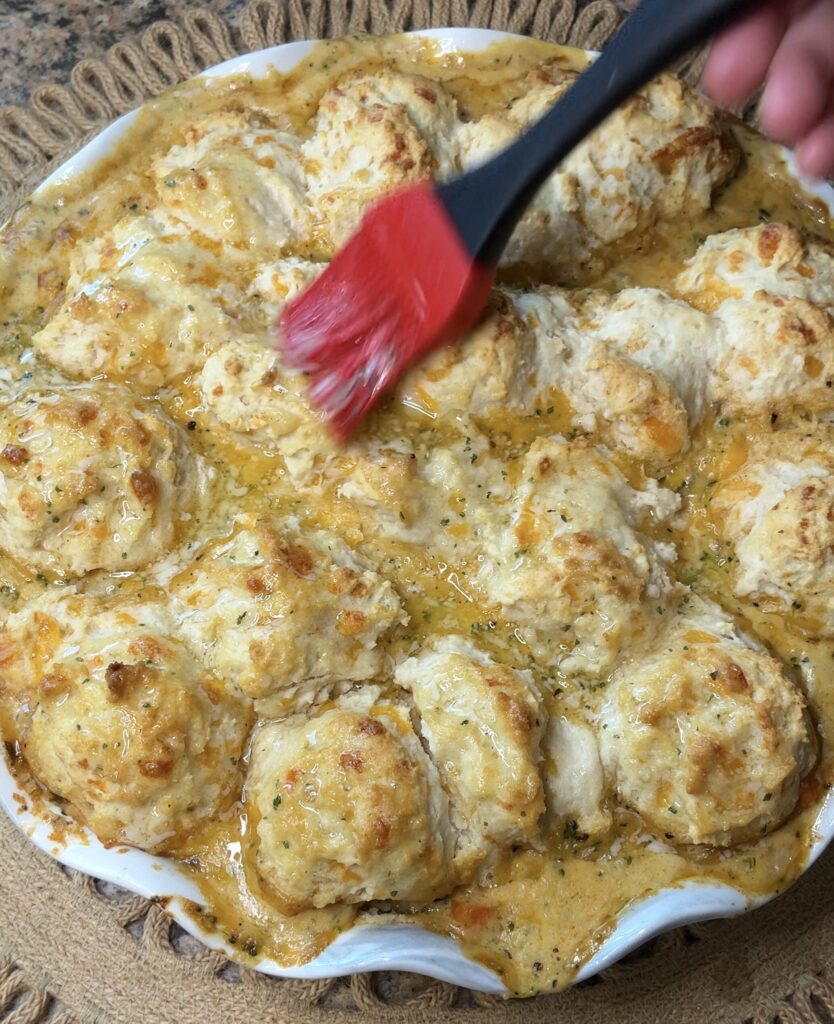 Cheddar Bay Chicken & Broccoli Pot Pie