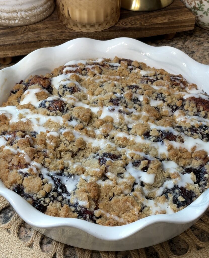 Blueberry Cinnamon Roll Crumble