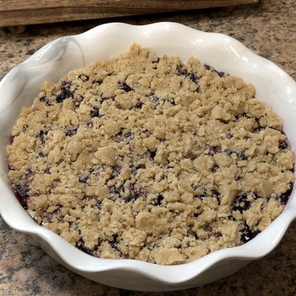 Blueberry Cinnamon Roll Crumble