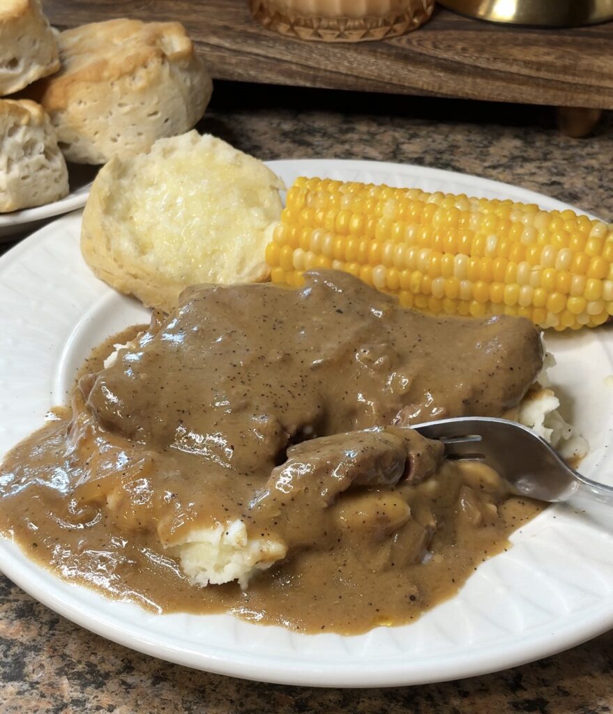 Crockpot Smothered Cube Steaks