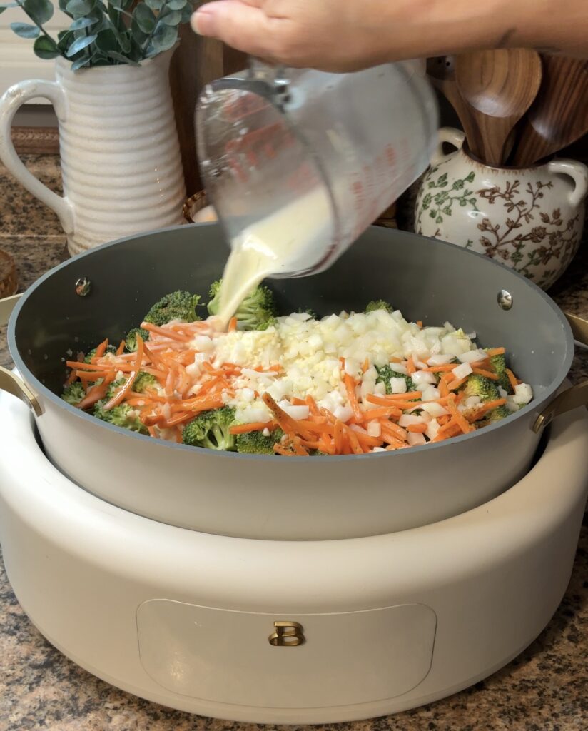 Slow Cooker Broccoli Cheddar Tortellini Soup