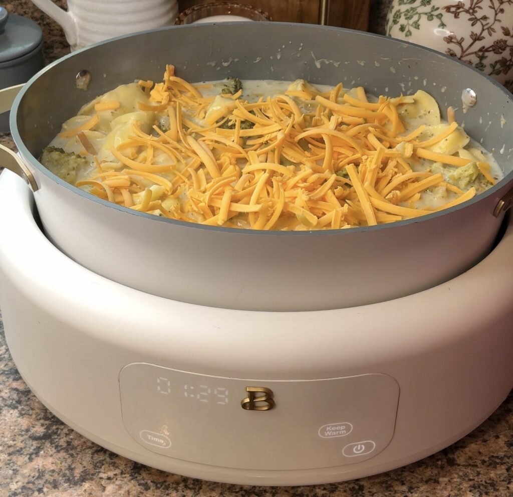 Slow Cooker Broccoli Cheddar Tortellini Soup