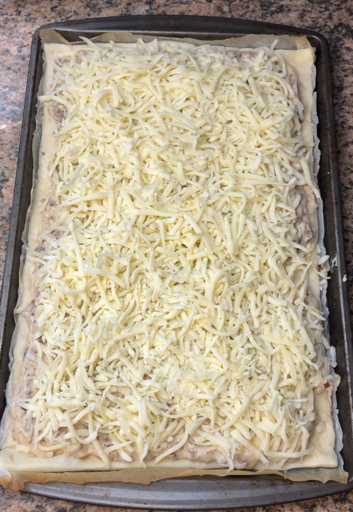 School Breakfast Pizza with Sausage Gravy