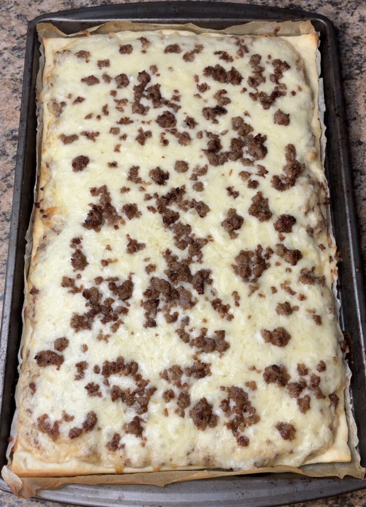 School Breakfast Pizza with Sausage Gravy