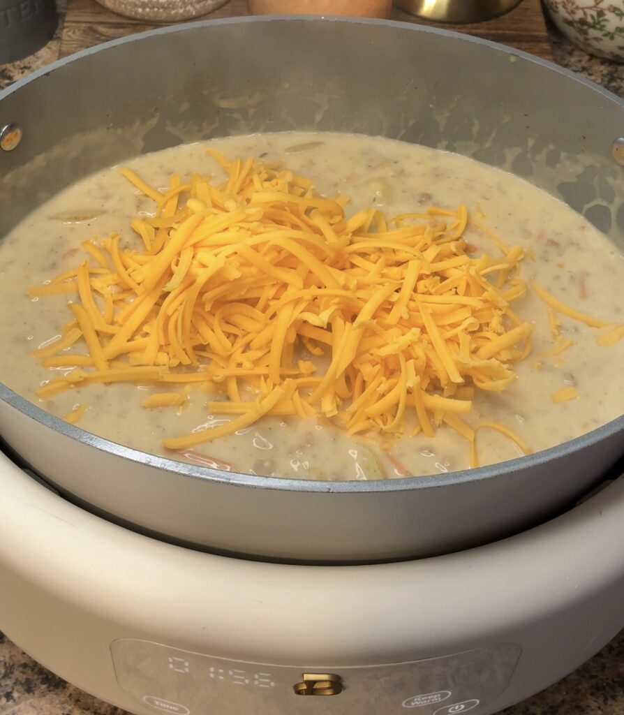 Crockpot Cheeseburger Soup