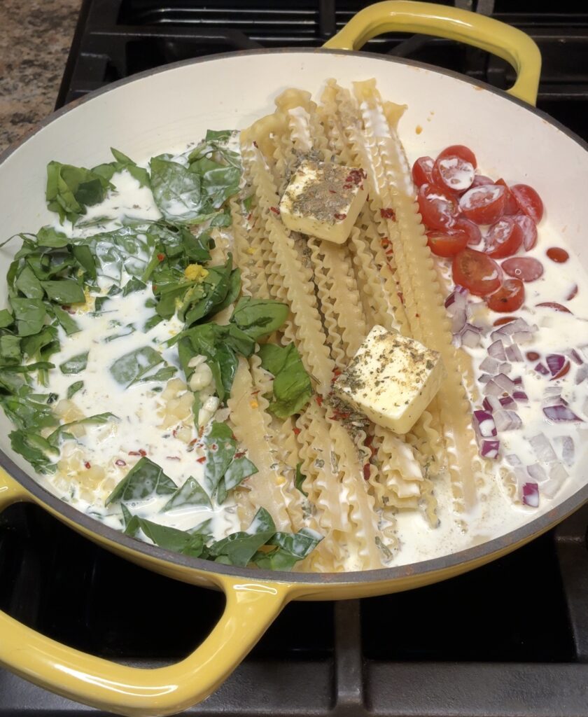 One Pot Creamy Lemon Garlic Pasta