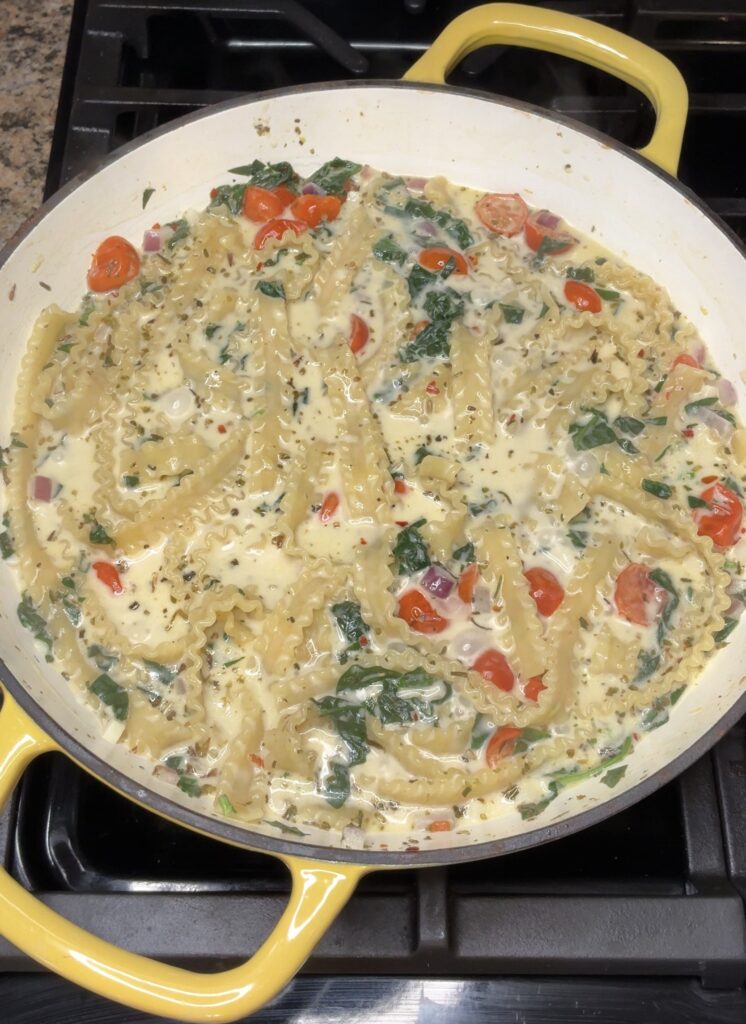 One Pot Creamy Lemon Garlic Pasta