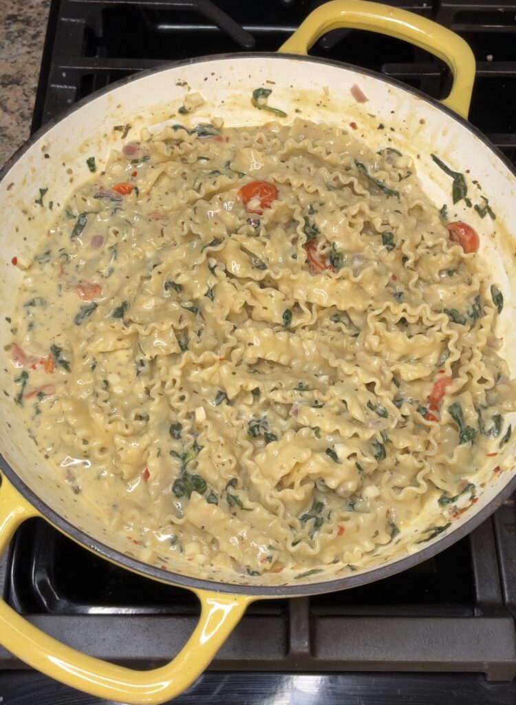 One Pot Creamy Lemon Garlic Pasta
