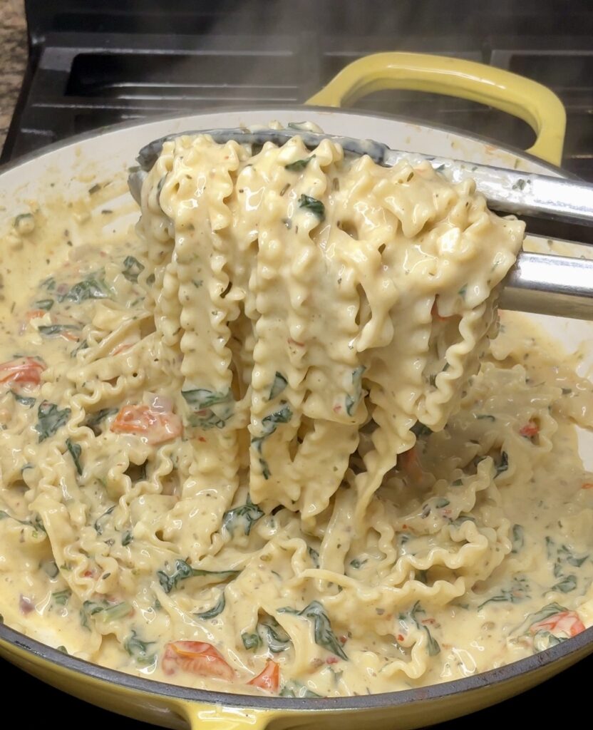 One Pot Creamy Lemon Garlic Pasta